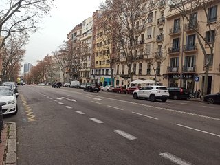 Bar en venta en Pacífico en Madrid