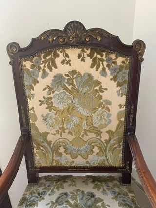 Sillón Luis XV madera tallada y tapizado