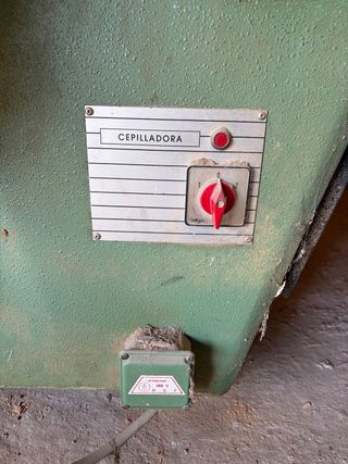 Cepilladora de fundición para madera