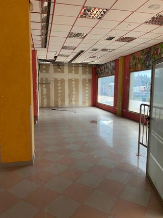 LOCAL ZONA EMBARCADERO