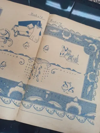 Antigua revista bordados lencería, juegos cama....