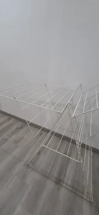 Tendedero metálico plegable