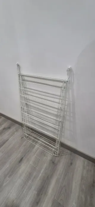 Tendedero metálico plegable