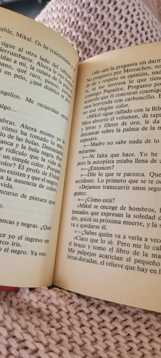 Tapa dura: Y DIOS EN LA ÚLTIMA PLAYA. Premio Plane