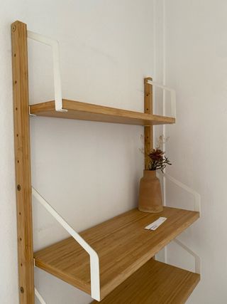 Estantería madera y metal Ikea