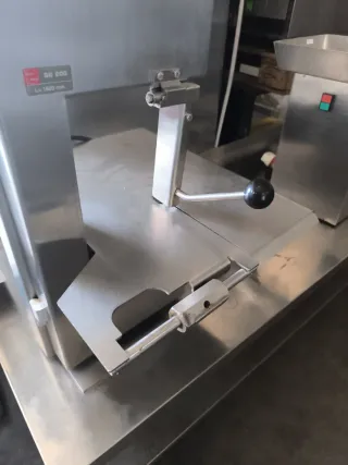 Sierra de Hueso Medoc BG 200