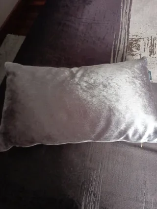 3 Fundas cojín púrpura y plateada