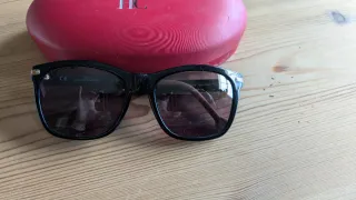 Gafas de sol Carolina Herrera negras