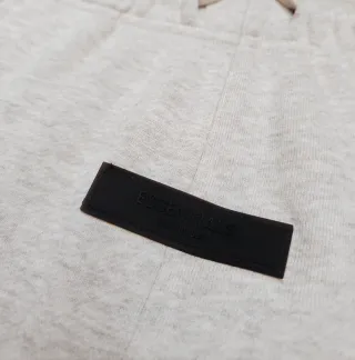 Pantalón Chándal Joggers Essentials Gris Talla L
