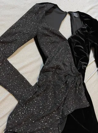 Mono Bershka Negro Brillo y Terciopelo