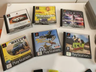 Pack Consola PlayStation PS1 + 26 juegos