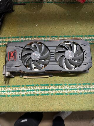 Club 3D Radeon R9 280X royalKing