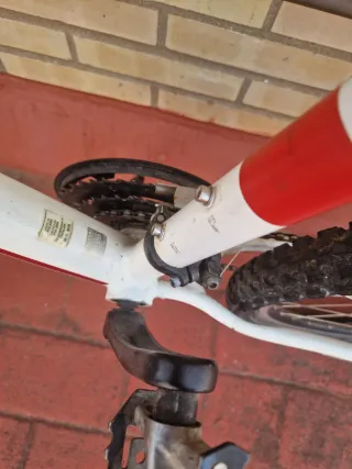 Bicicleta Rockrider Blanca y Azul