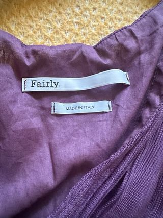 Top Fairly gasa morado