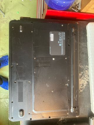 Lotes de portátiles Sony, Asus, MSI sin probar