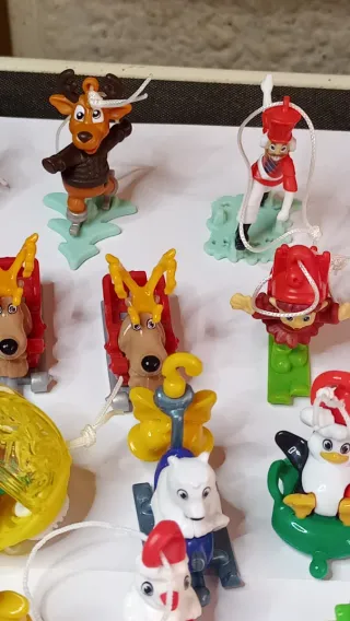 Figuras Kinder Sorpresa Navidad 2020-2021