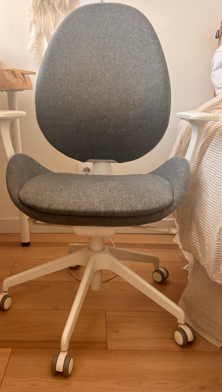 Silla de oficina IKEA Hattefjäll – gris/blanca