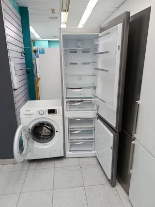 NEVERA COMBI MARCA SMEG CON GARANTÍA