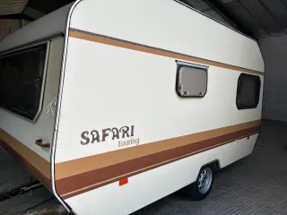 Caravana Wilk - 750kg