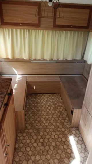 Caravana Wilk - 750kg