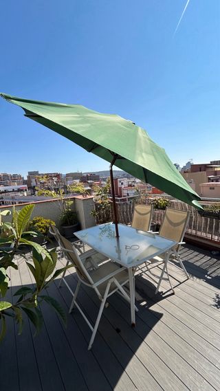 Mesa Exterior 150x90 + 4 Sillas + Sombrilla