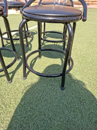 Taburetes bajos de hierro negros (4 unidades)