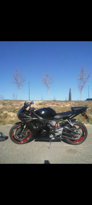 Yamaha R6