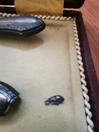 Posate in metallo  color oro e argento 800/1000