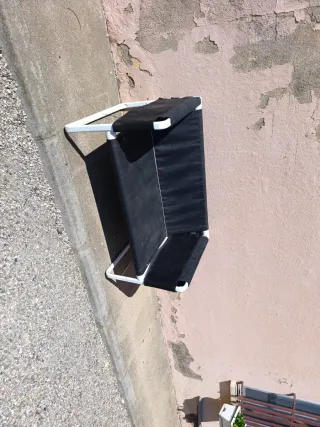 Sofá negro y blanco