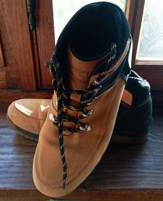 Botas S@akut Marrones y Multicolor