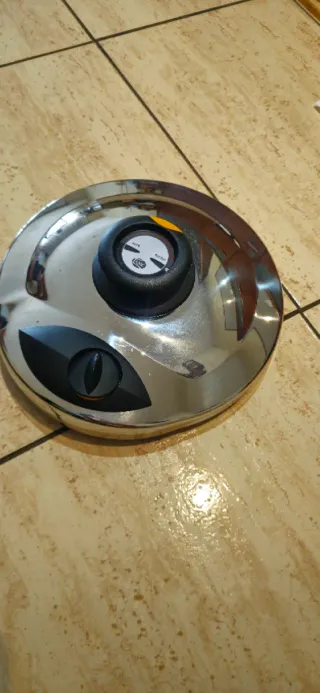 Batería y Olla a Presión AMC + Accesorios