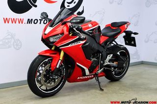 HONDA CBR 1000 RR FIREBLADE