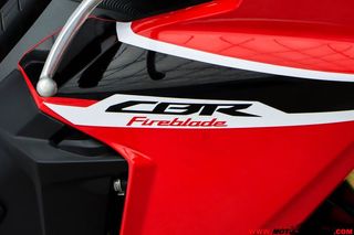 HONDA CBR 1000 RR FIREBLADE
