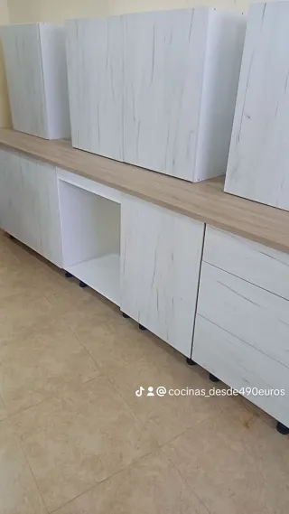 Cocinas económicas de varias medidas estándar