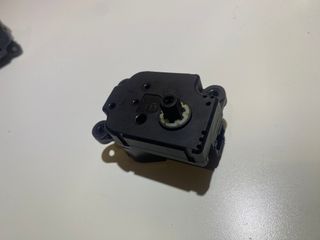 MOTORES TRAMPILLA CALEFACCION CITROEN PEUGEOT AIRE