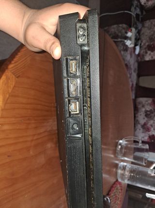 PS4 Slim Negra - Para Reparar o Piezas