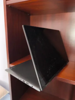 Lenovo Yoga (2018) Negro