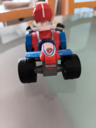 Coche más muñeco Raider Patrulla Canina Nuevo.