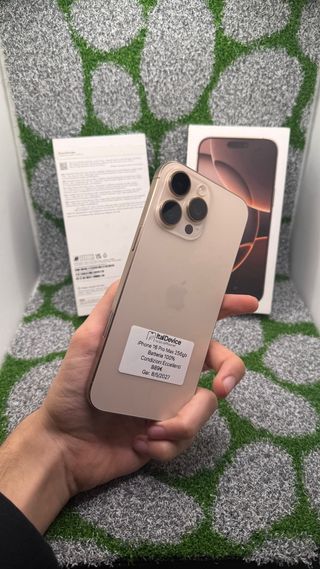 iPhone 16 Pro Max 256GB desert - Batt 100%