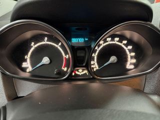 Ford Tourneo Courier 1.5 TDCi Titanium 74 kW (100 CV)