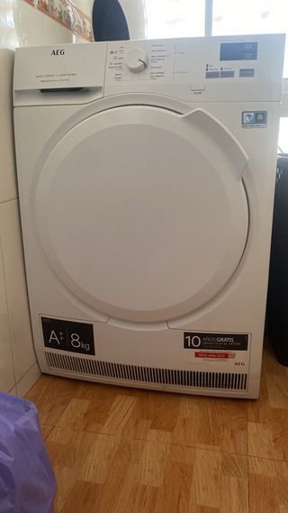 Secadora AEG 8kg