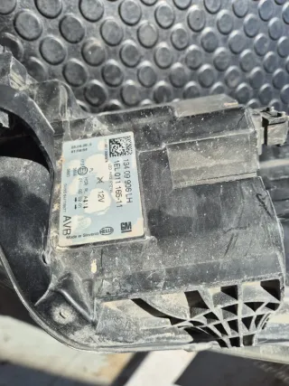 Faros Opel Insignia 2015