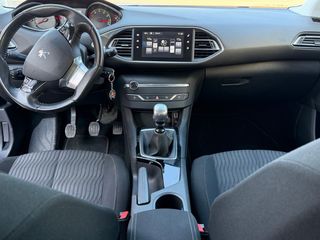 Peugeot 308 2014