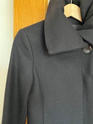 Abrigo Negro Zara Talla XS