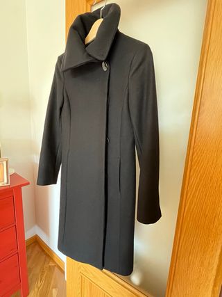 Abrigo Negro Zara Talla XS