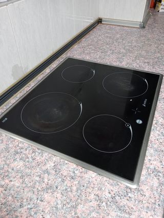 Vitrocerámica y horno Edesa