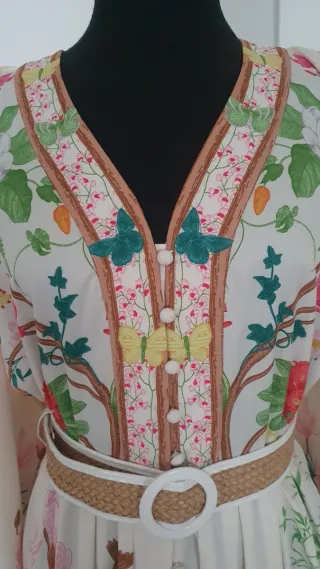 Vestido estampado floral manga larga