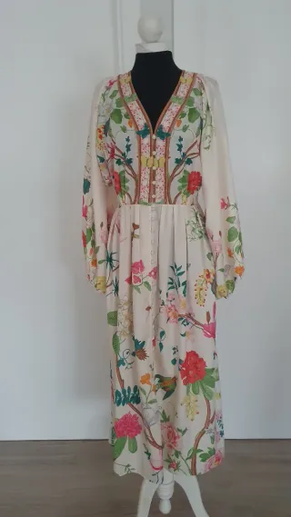 Vestido estampado floral manga larga