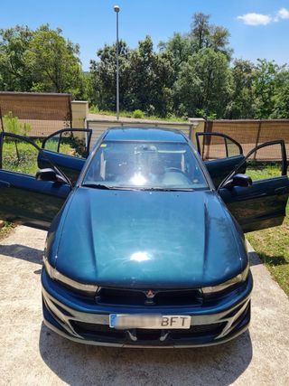 Mitsubishi Galant 2001