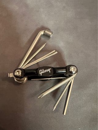 Multiherramienta Gibson para guitarras y bajos